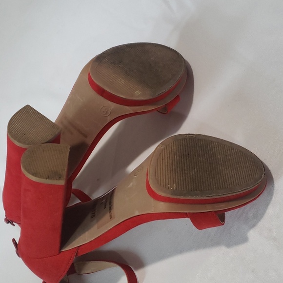 Red Open Toe Heels with Platform - Picture 7 of 8